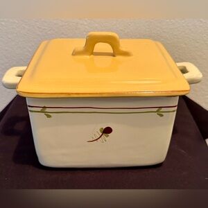 Vietri Fiori Di Bosco 2-Quart Square Casserole Dish. Italy 🇮🇹 like new. Ceramic.